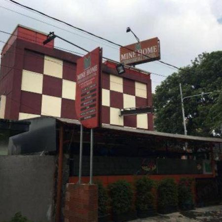 Mine Home Hotel Bandung Buitenkant foto