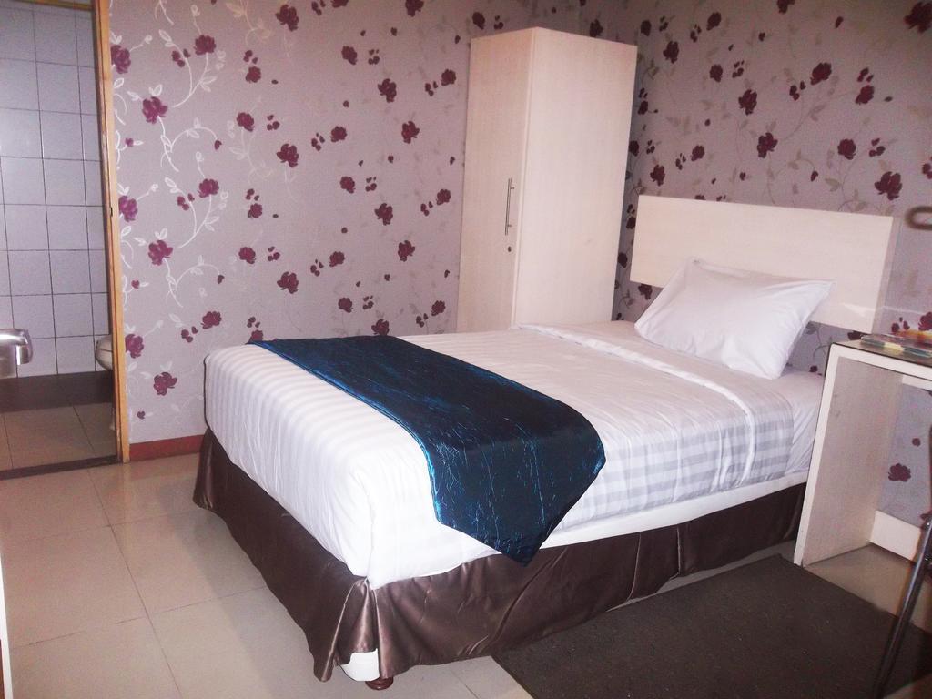Mine Home Hotel Bandung Kamer foto