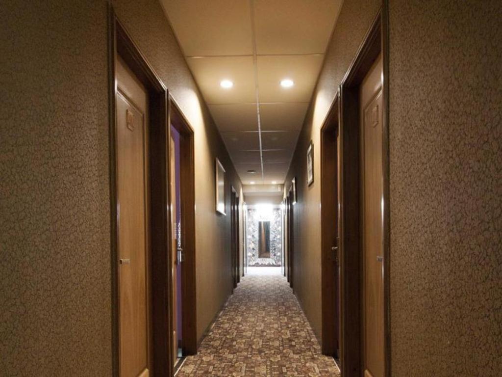 Mine Home Hotel Bandung Buitenkant foto