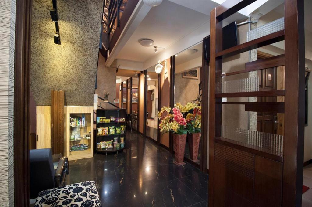 Mine Home Hotel Bandung Buitenkant foto